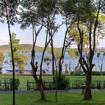 The Deer Park Hotel Гиритале Экстерьер фото