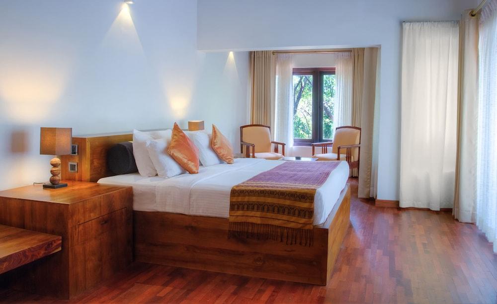 The Deer Park Hotel Гиритале Экстерьер фото