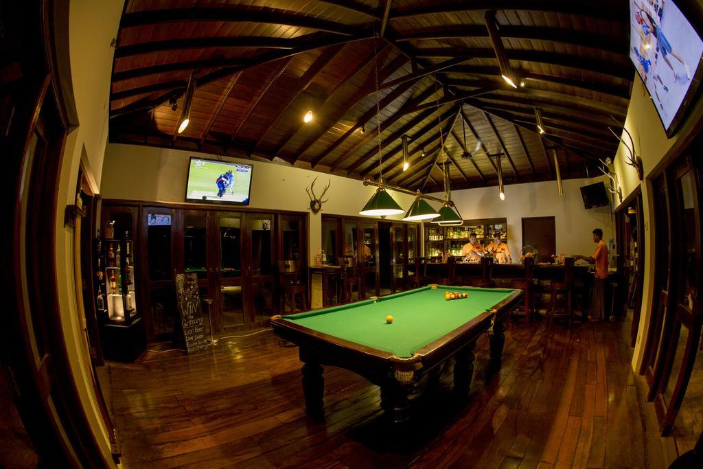 The Deer Park Hotel Гиритале Экстерьер фото